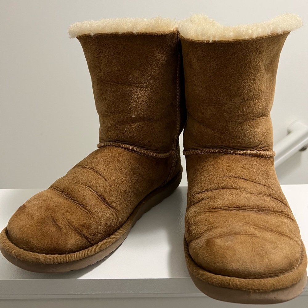 Bailey Bow UGGs
